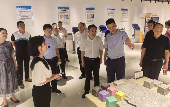 http://www.hbpu.edu.cn/__local/F/94/BE/848394718591822A77862DC7715_7DB8C8CC_B8B21.png